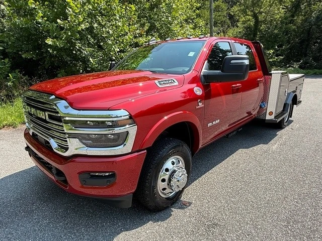 2026 Ram 3500 - Image 2 of 31