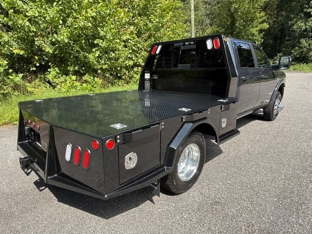 2026 Ram 3500 - Image 8 of 31