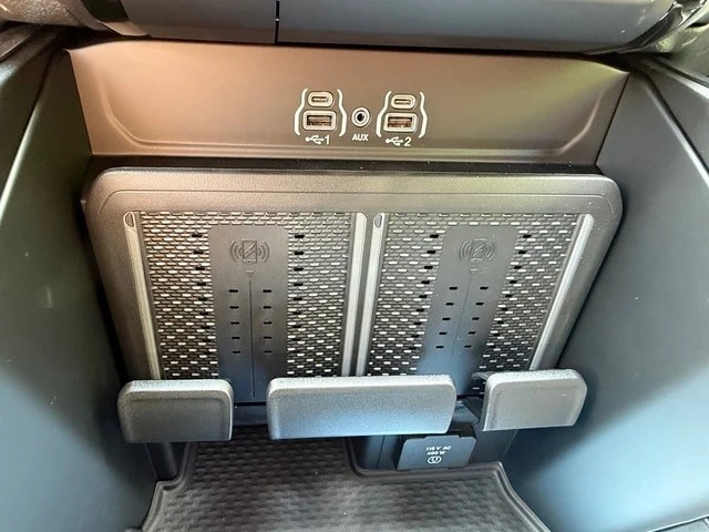 2026 Ram 3500 - Image 29 of 31