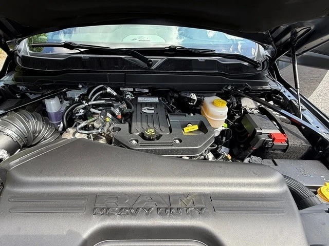 2026 Ram 3500 - Image 11 of 31