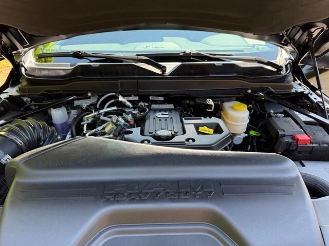 2026 Ram 3500 - Image 12 of 31