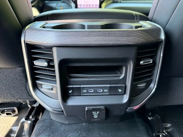 2026 Ram 3500 - Image 20 of 31