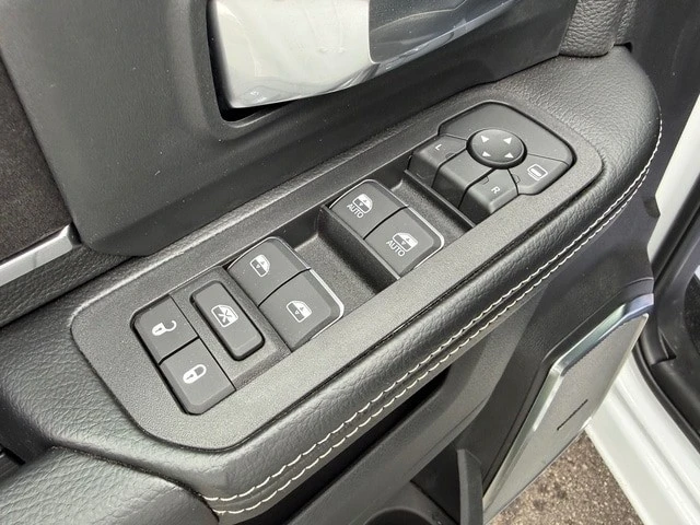 2026 Ram 3500 - Image 15 of 21