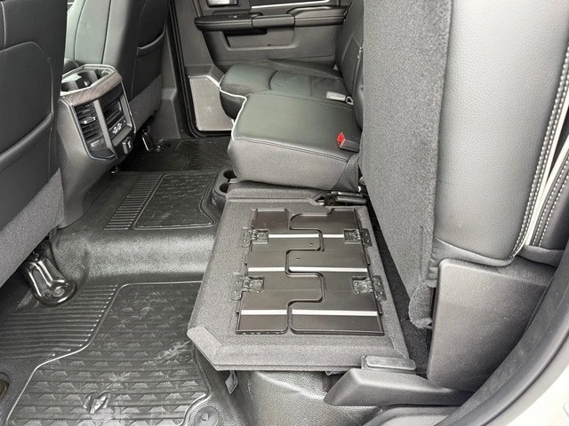 2026 Ram 3500 - Image 19 of 21