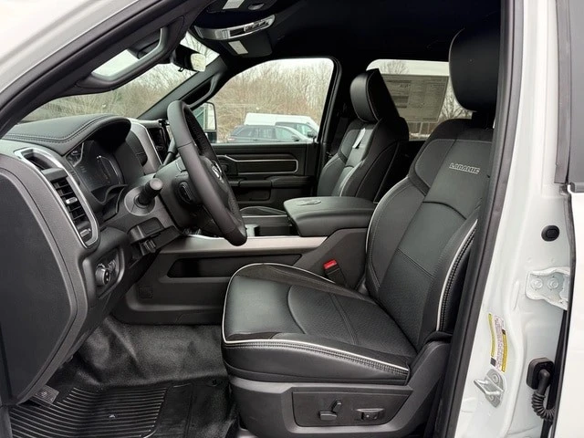 2026 Ram 3500 - Image 14 of 21