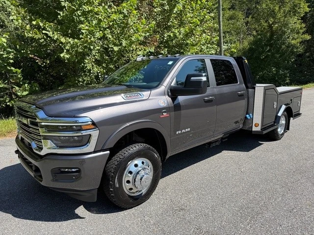 2026 Ram 3500 - Image 3 of 31
