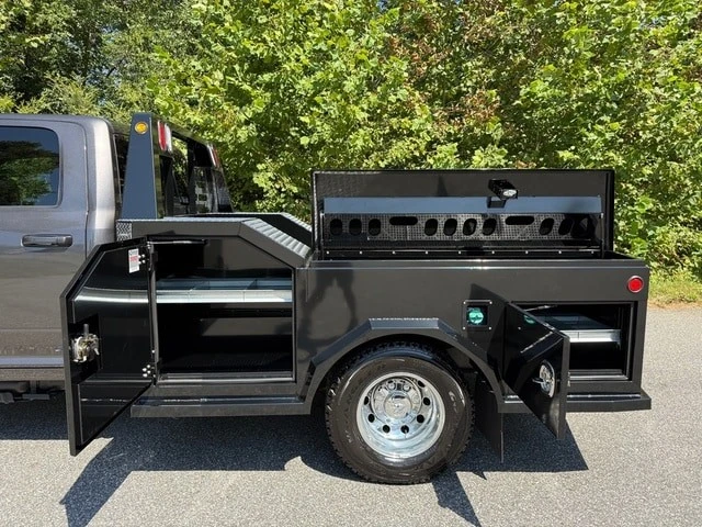 2026 Ram 3500 - Image 12 of 31