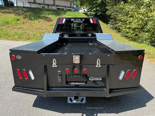 2026 Ram 3500 - Image 9 of 31