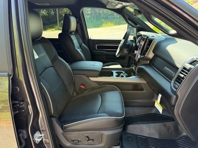 2026 Ram 3500 - Image 22 of 31