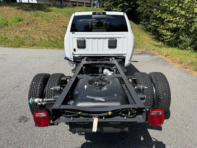 2026 Ram 3500 - Image 8 of 31
