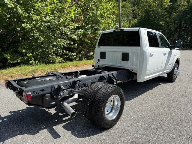 2026 Ram 3500 - Image 7 of 31