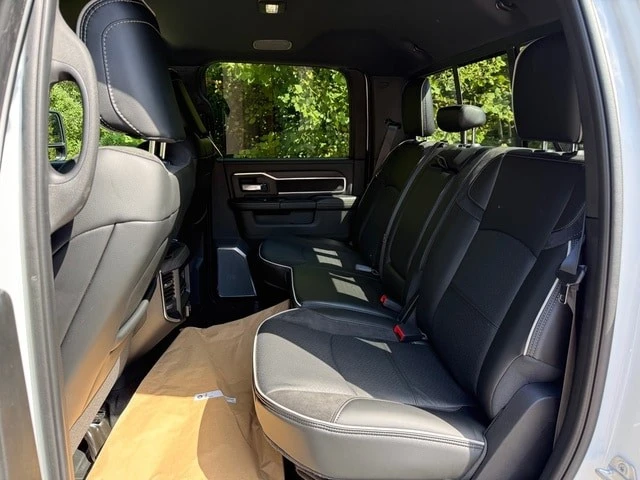 2026 Ram 3500 - Image 16 of 31