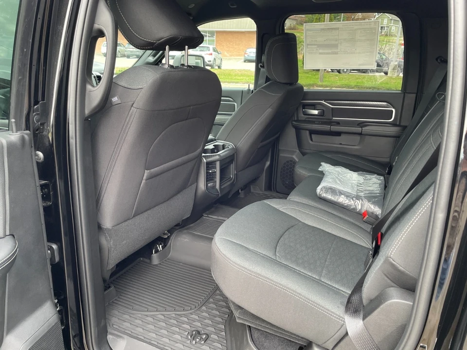 2026 Ram 3500 - Image 13 of 21