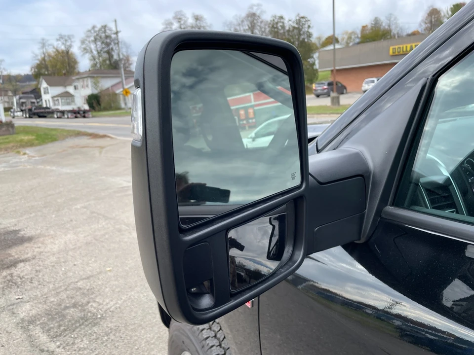 2026 Ram 3500 - Image 15 of 21
