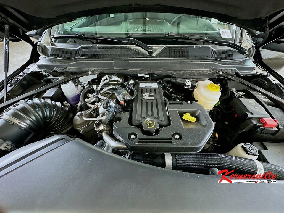 2026 Ram 3500 - Image 17 of 21