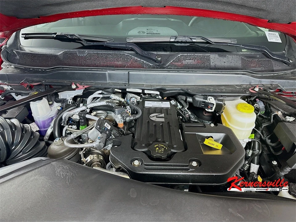 2026 Ram 3500 - Image 17 of 20