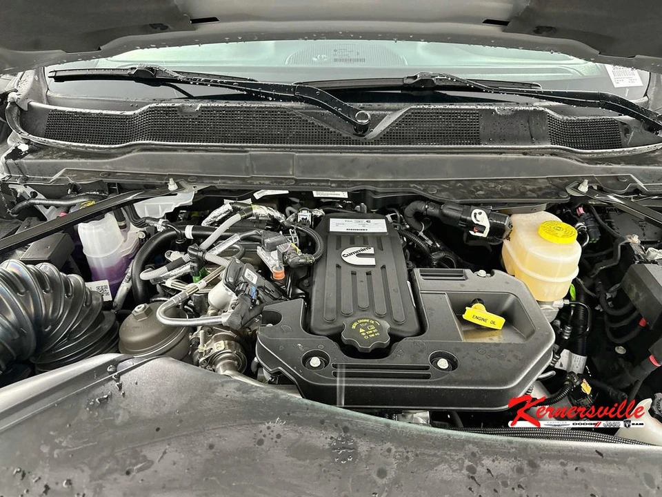 2026 Ram 3500 - Image 18 of 21
