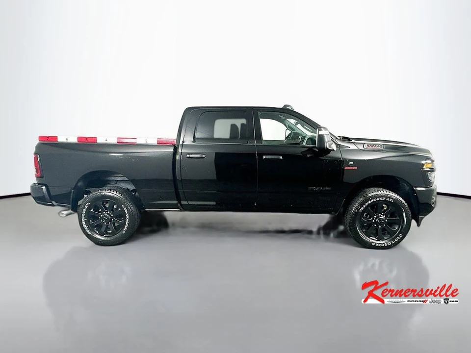 2026 Ram 3500 - Image 8 of 12