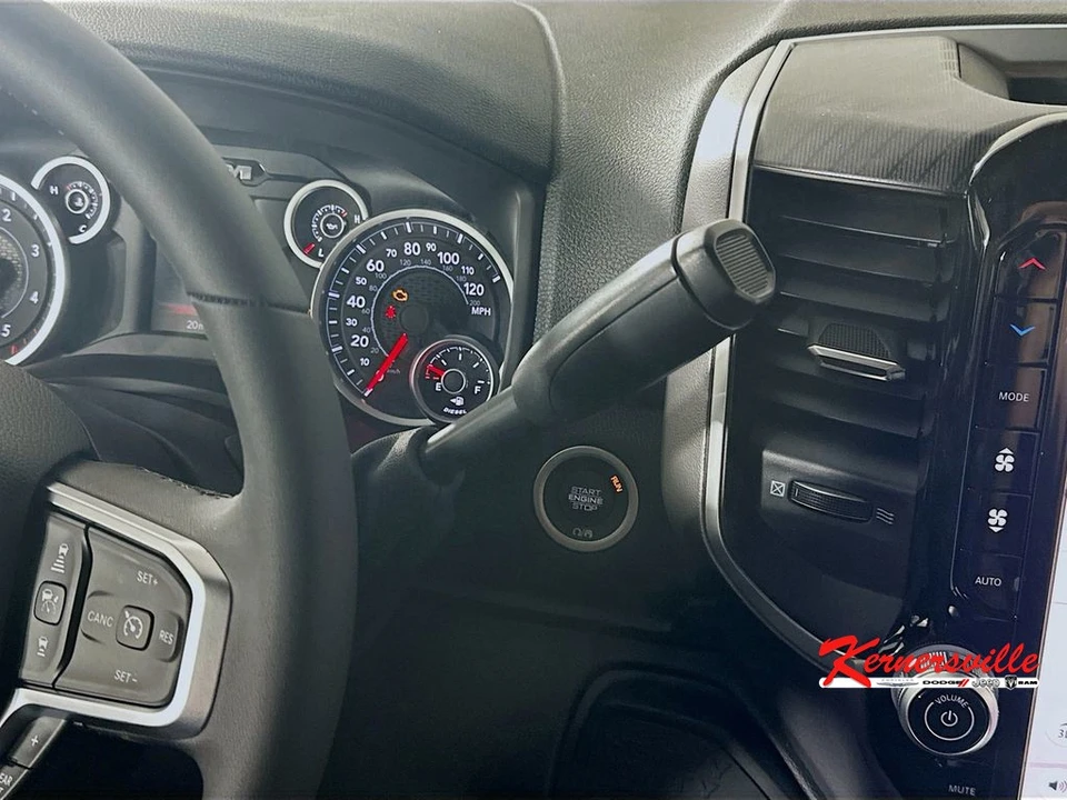 2026 Ram 3500 - Image 12 of 21