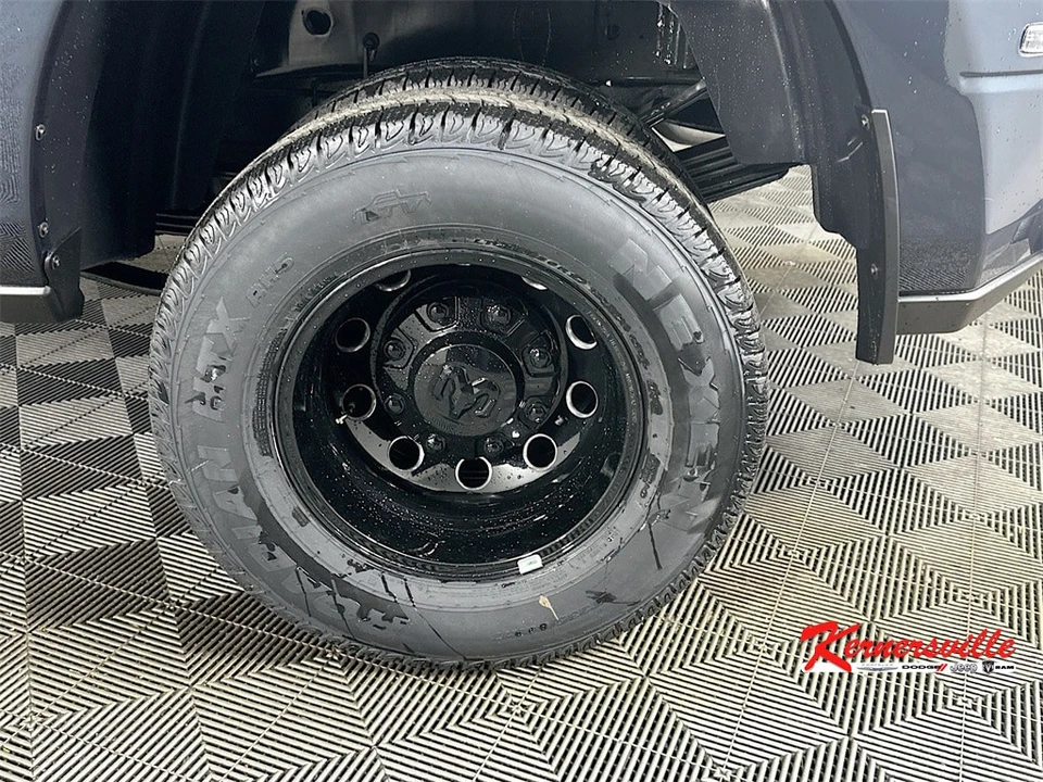 2026 Ram 3500 - Image 17 of 21