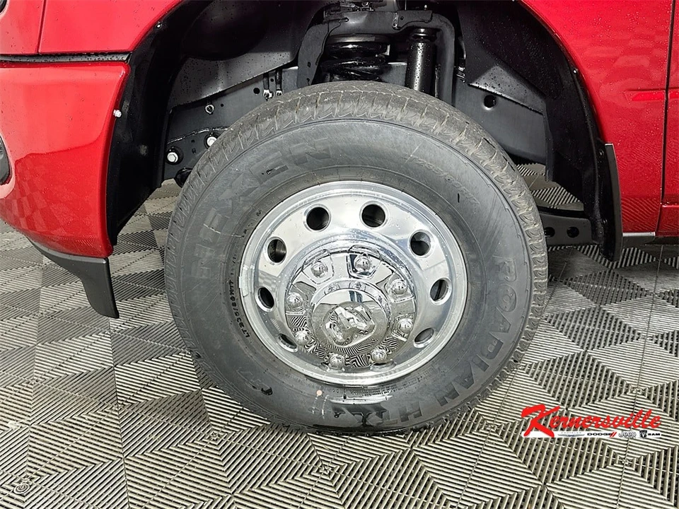 2026 Ram 3500 - Image 17 of 21