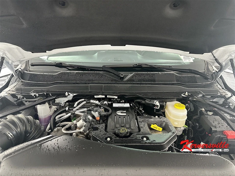 2026 Ram 3500 - Image 18 of 21