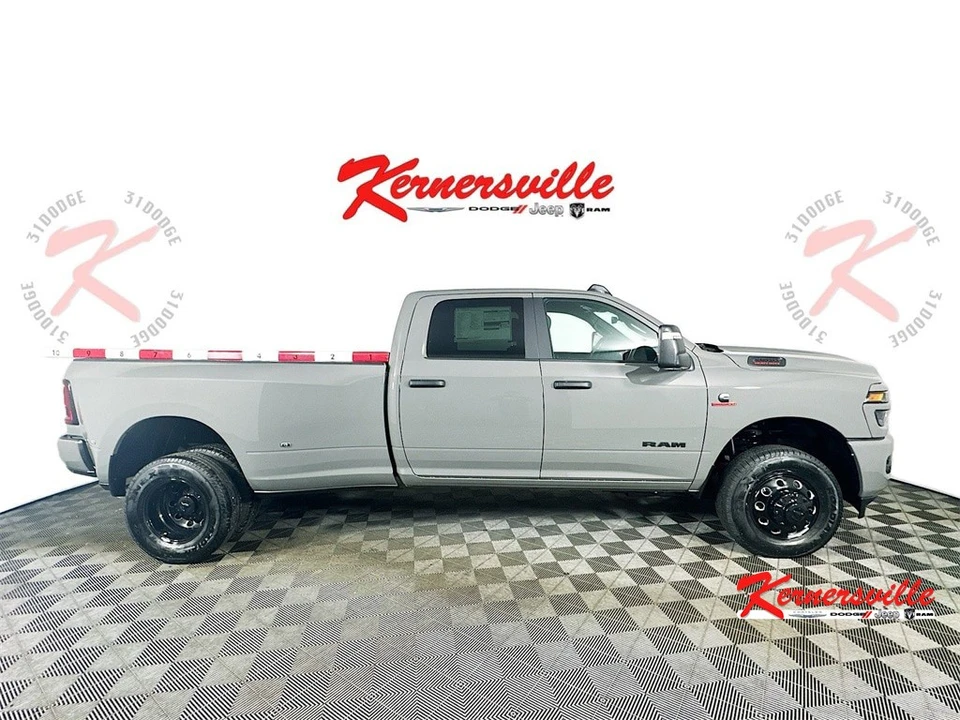 2026 Ram 3500 - Image 8 of 20