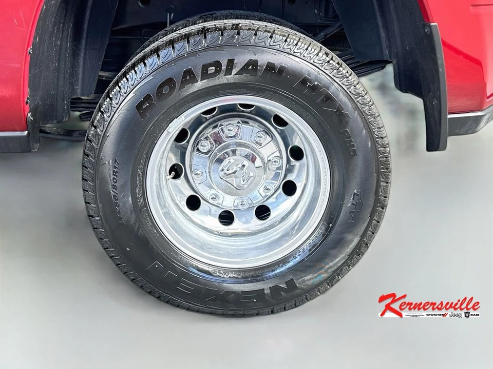 2026 Ram 3500 - Image 16 of 21