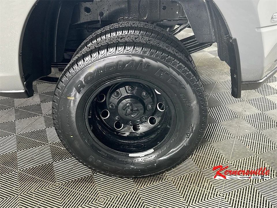 2026 Ram 3500 - Image 17 of 21
