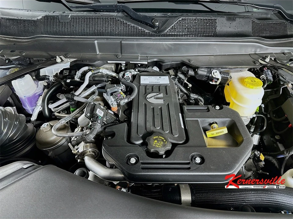 2026 Ram 3500 - Image 18 of 21