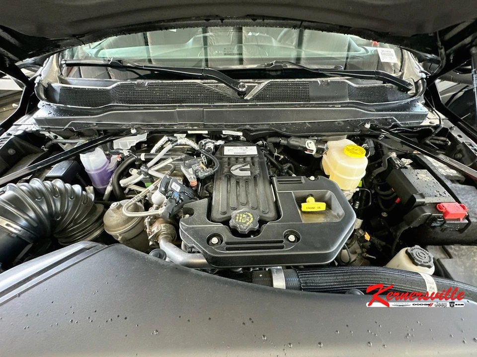 2026 Ram 3500 - Image 17 of 21