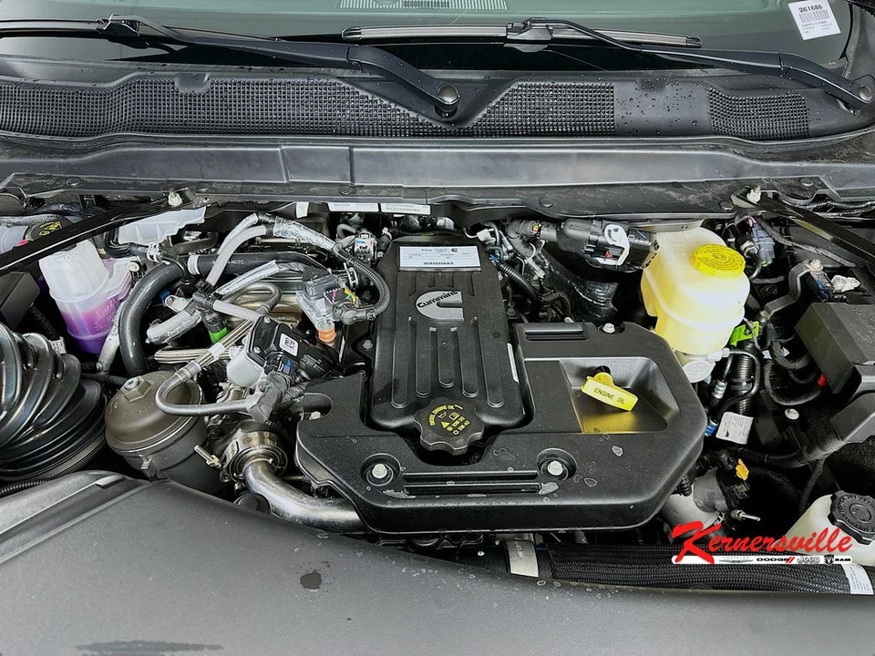 2026 Ram 3500 - Image 17 of 21