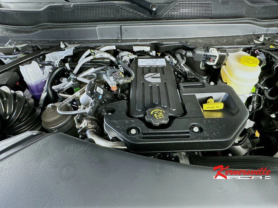 2026 Ram 3500 - Image 18 of 21