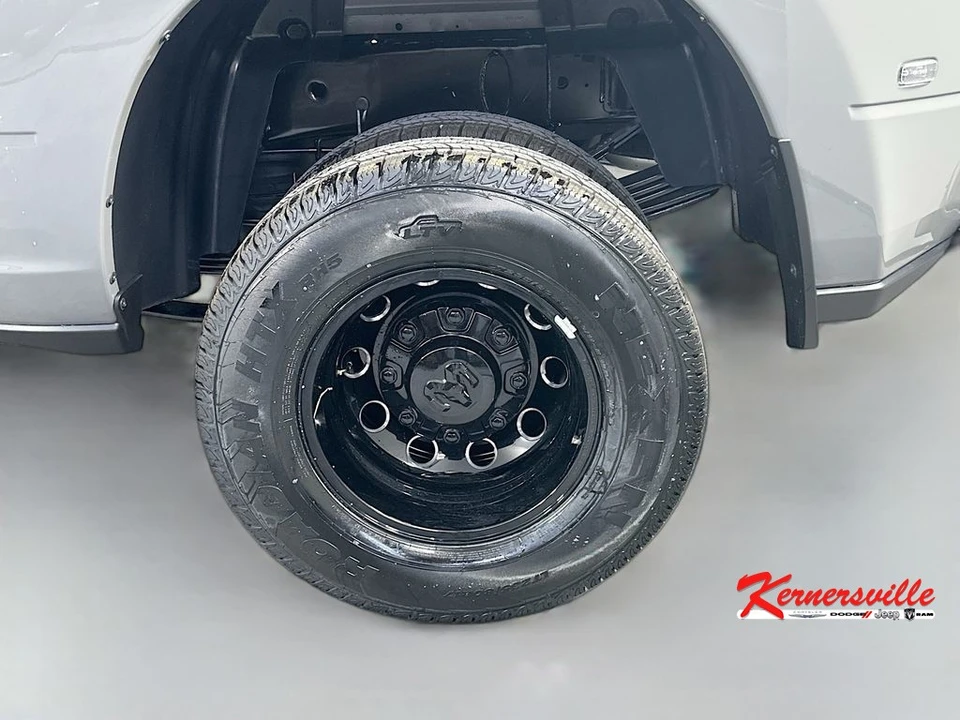 2026 Ram 3500 - Image 17 of 21