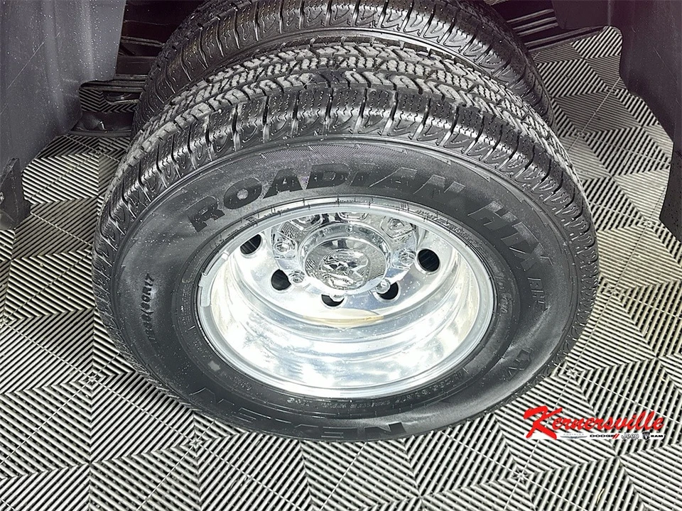 2026 Ram 3500 - Image 16 of 20