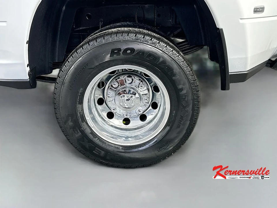 2026 Ram 3500 - Image 17 of 21