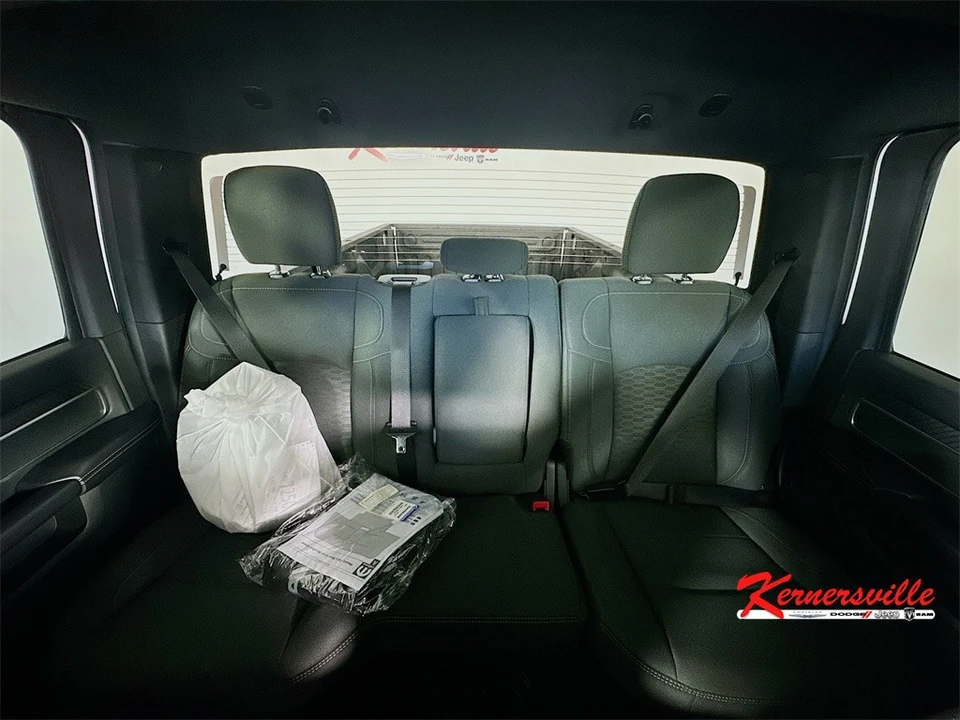 2026 Ram 3500 - Image 10 of 12