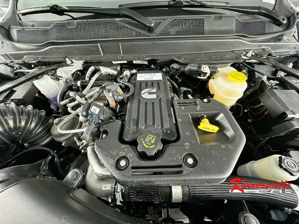 2026 Ram 3500 - Image 17 of 21