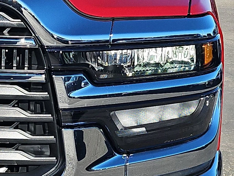 2026 Ram 3500 - Image 18 of 21