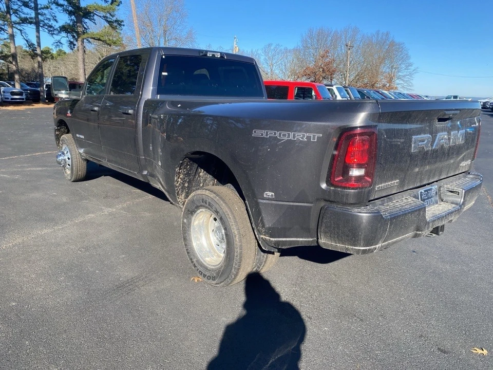 2026 Ram 3500 - Image 7 of 12