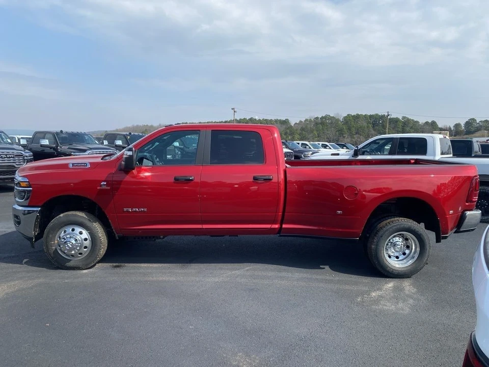 2026 Ram 3500 - Image 8 of 12