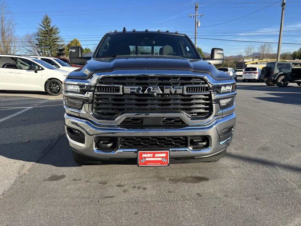 2026 Ram 3500 - Image 5 of 21