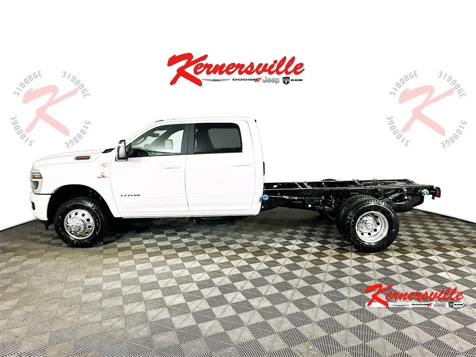 2026 Ram 3500 - Image 4 of 12