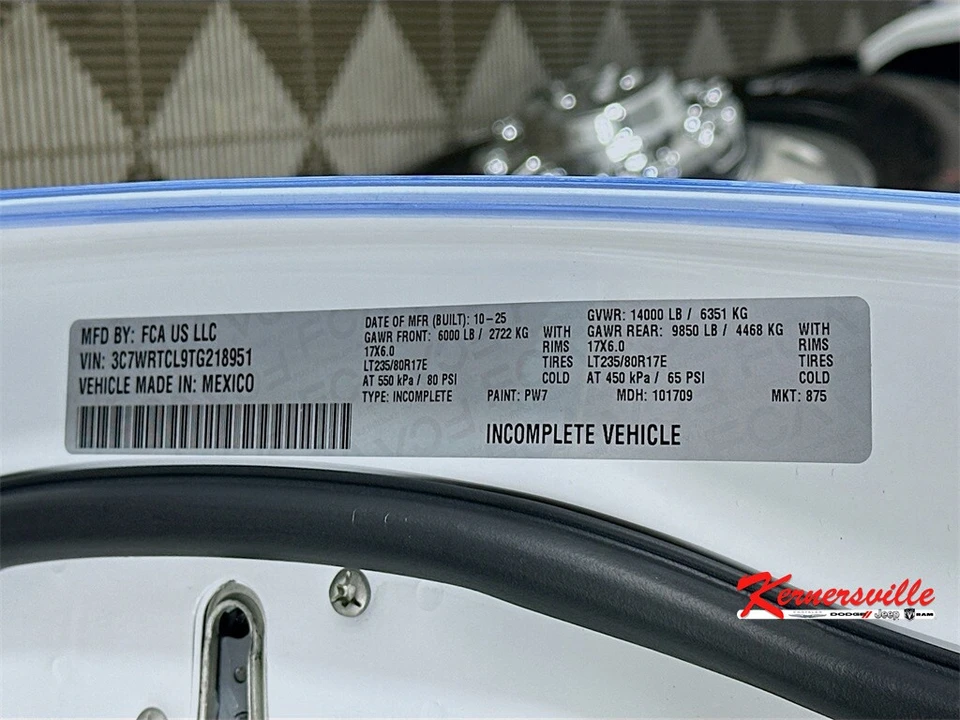 2026 Ram 3500 - Image 18 of 20