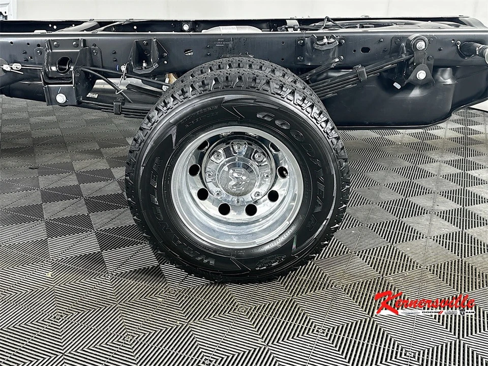 2026 Ram 3500 - Image 16 of 20