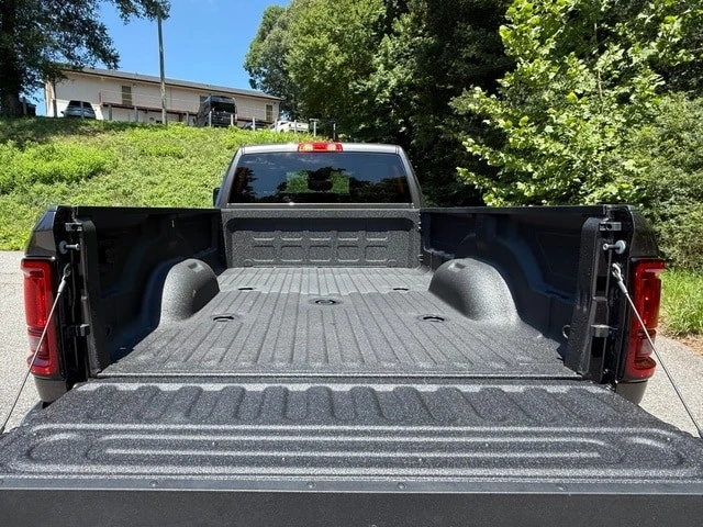 2026 Ram 3500 - Image 9 of 31
