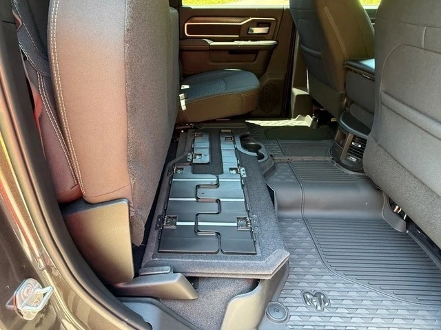 2026 Ram 3500 - Image 20 of 31