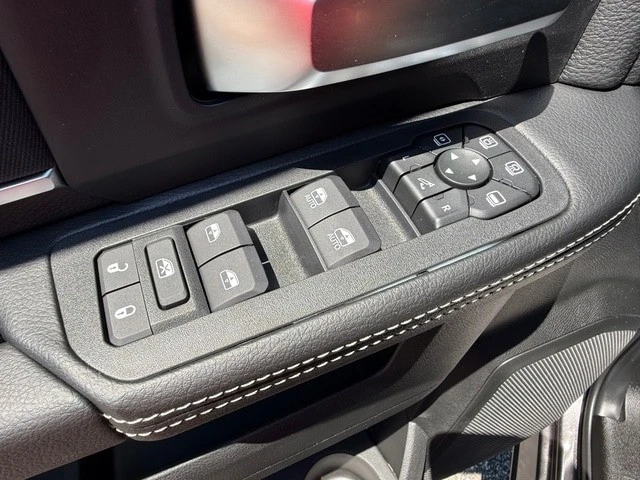2026 Ram 3500 - Image 15 of 31