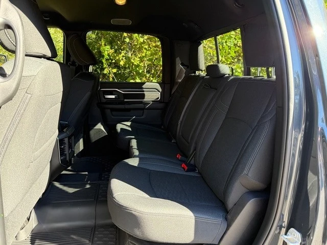 2026 Ram 3500 - Image 17 of 21