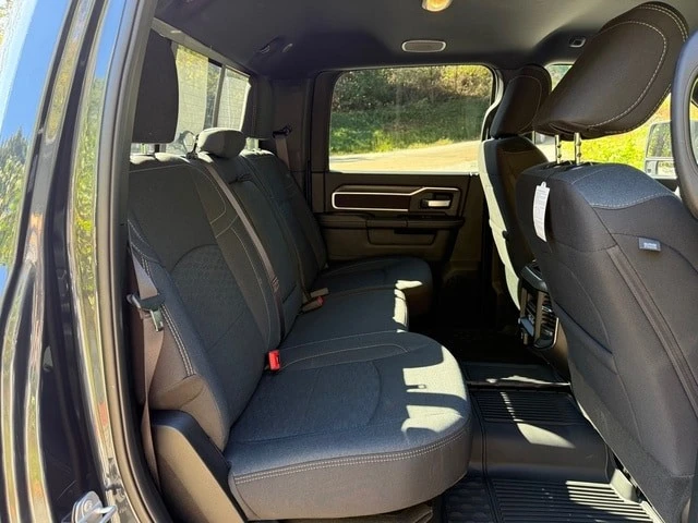 2026 Ram 3500 - Image 18 of 21